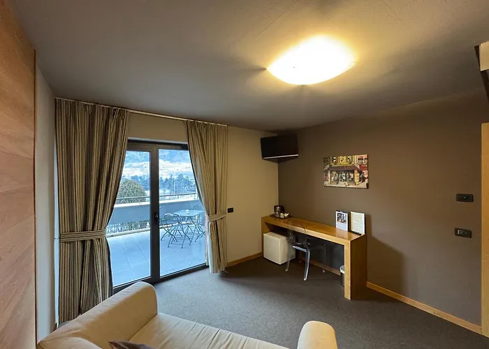 La Bicoque בית הארחה Sarre